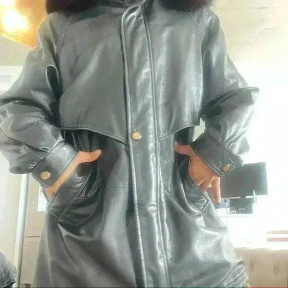 VINTAGE BLACK LEATHER FUR WINTER  WOMAN COAT SIZE XS - Picture 4 of 16